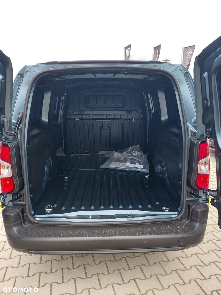 Citroën BERLINGO - 8