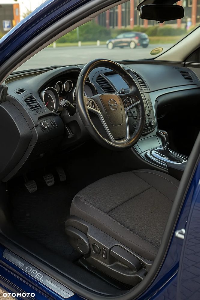 Opel Insignia 2.0 CDTI Active - 10