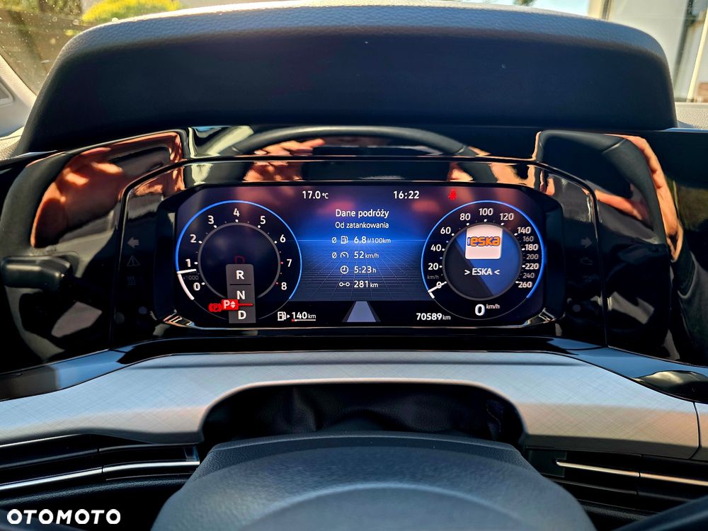 Volkswagen Golf 1.5 eTSI Life DSG - 25