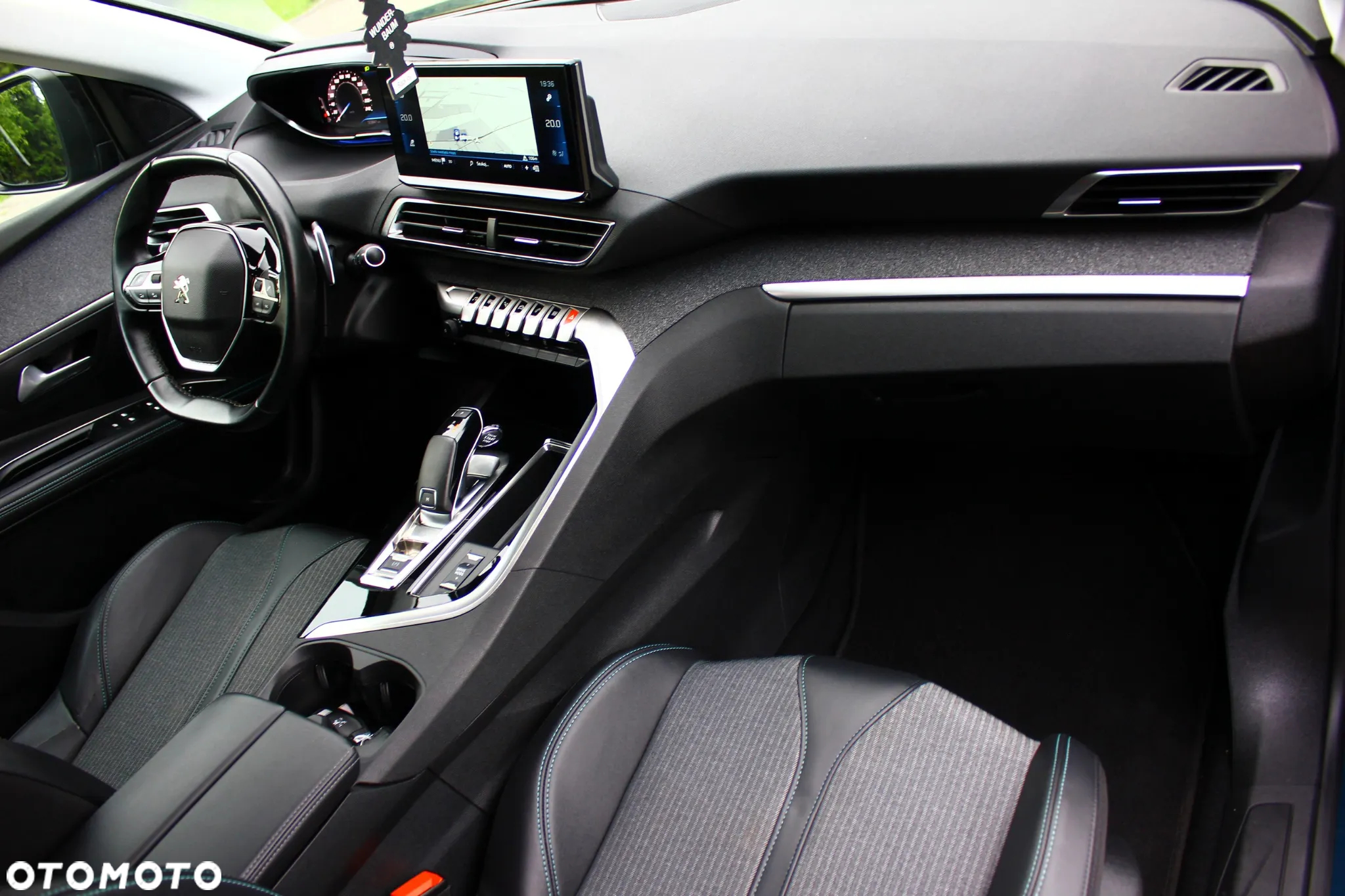 Peugeot 5008 1.5 BlueHDi Allure S&S EAT8 - 39