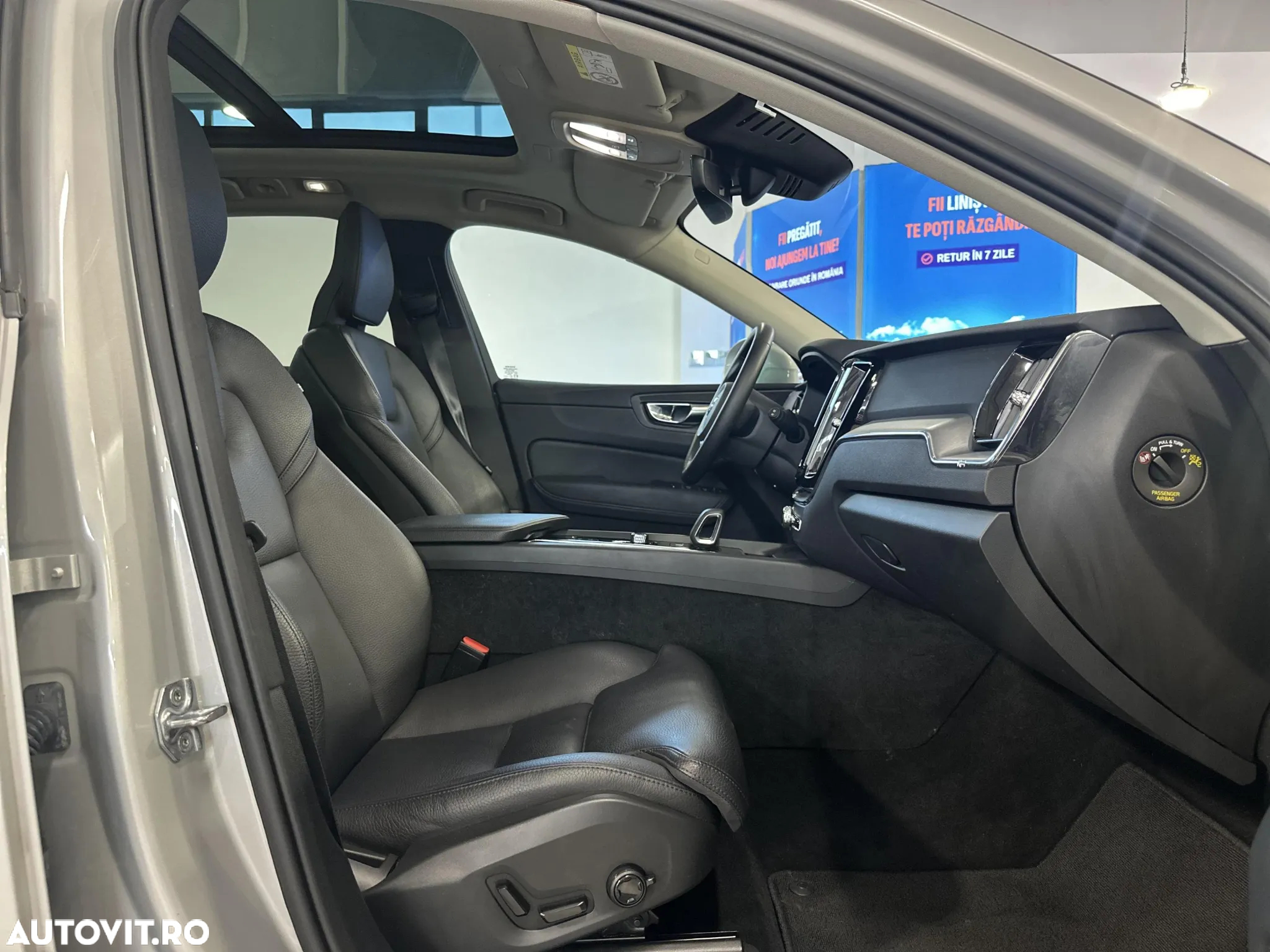 Volvo XC 60 T6 AWD Recharge Geartronic Inscription - 11