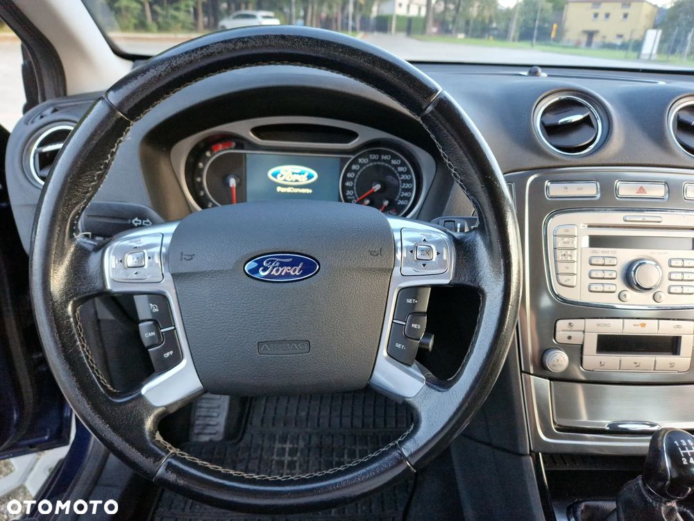 Ford Mondeo 2.0 Titanium - 17