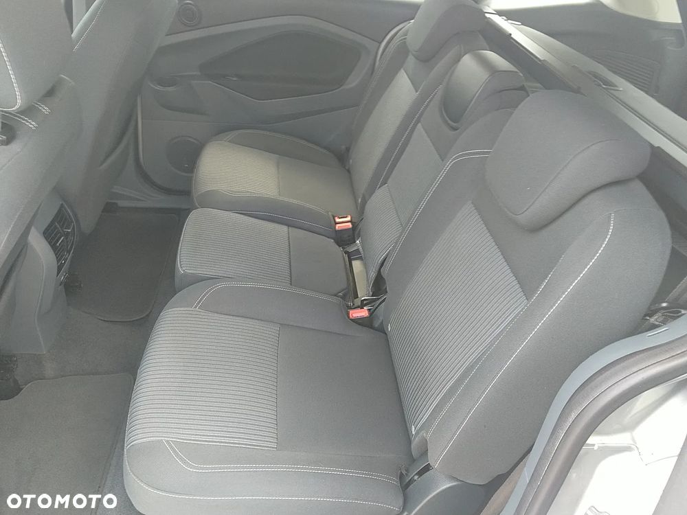 Ford C-MAX - 15