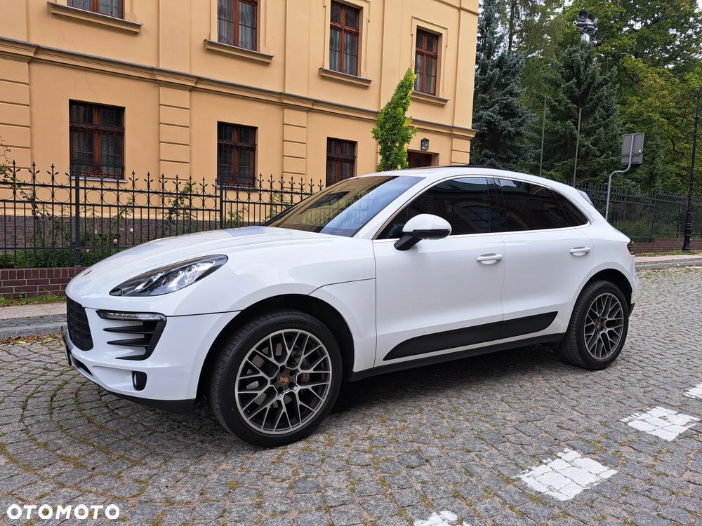 Porsche Macan - 4