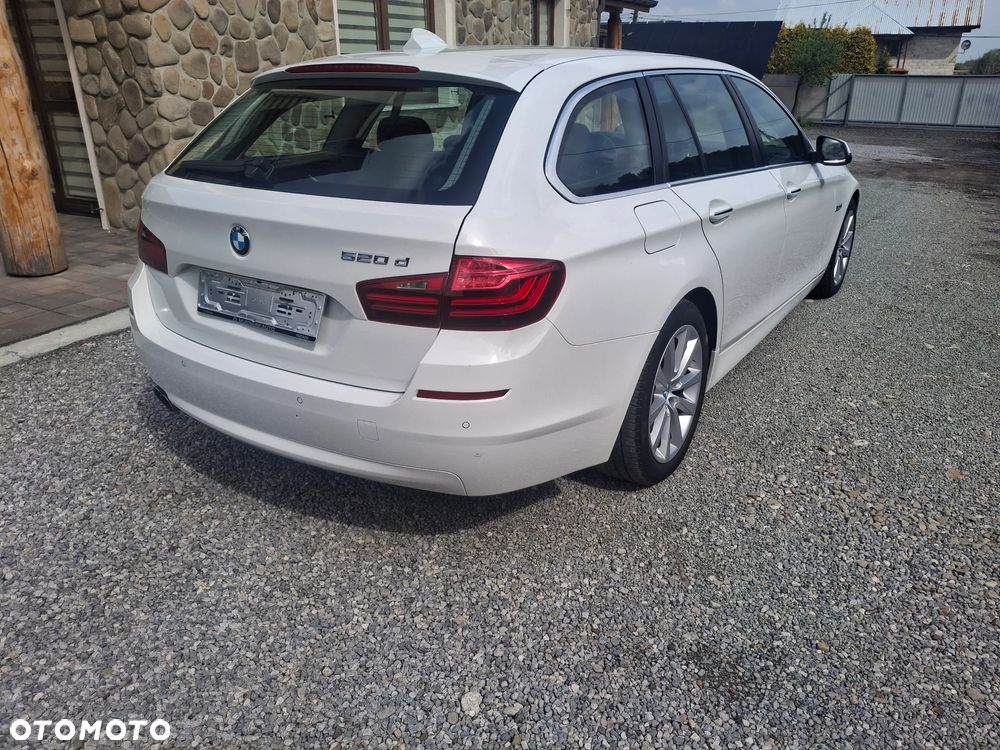 BMW Seria 5 520d - 5