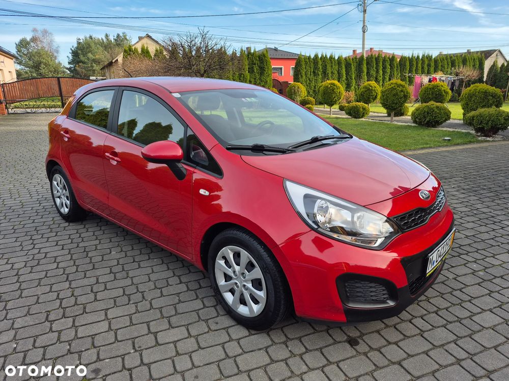 Kia Rio 1.2 Attract - 5