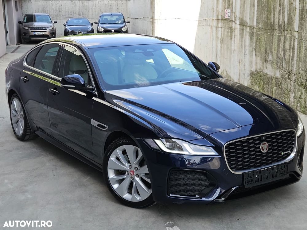 Jaguar XF D200 AWD R-Dynamic SE - 25