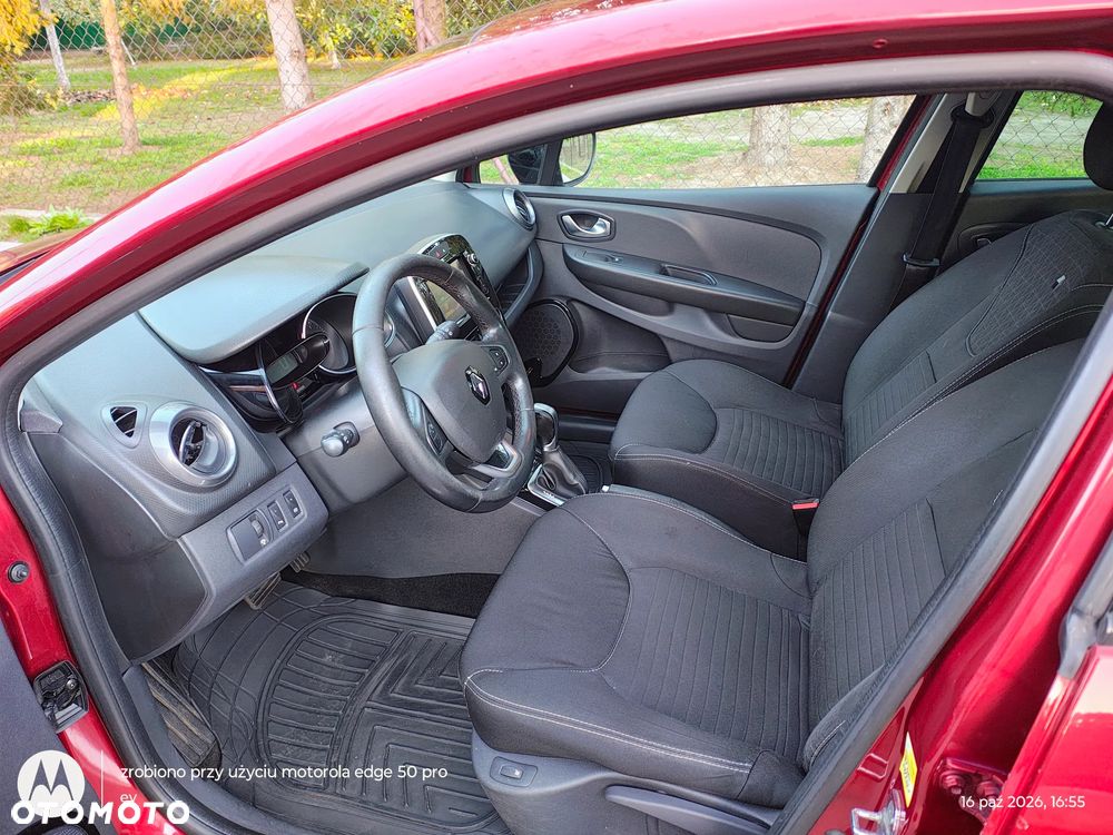 Renault Clio - 10