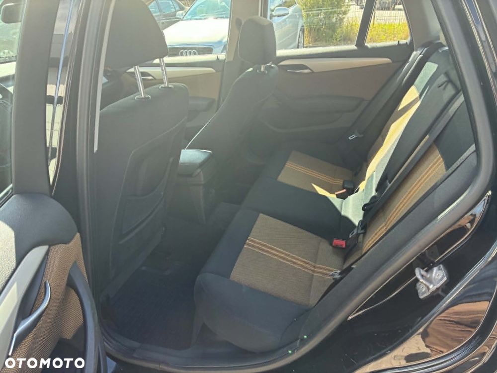 BMW X1 - 11