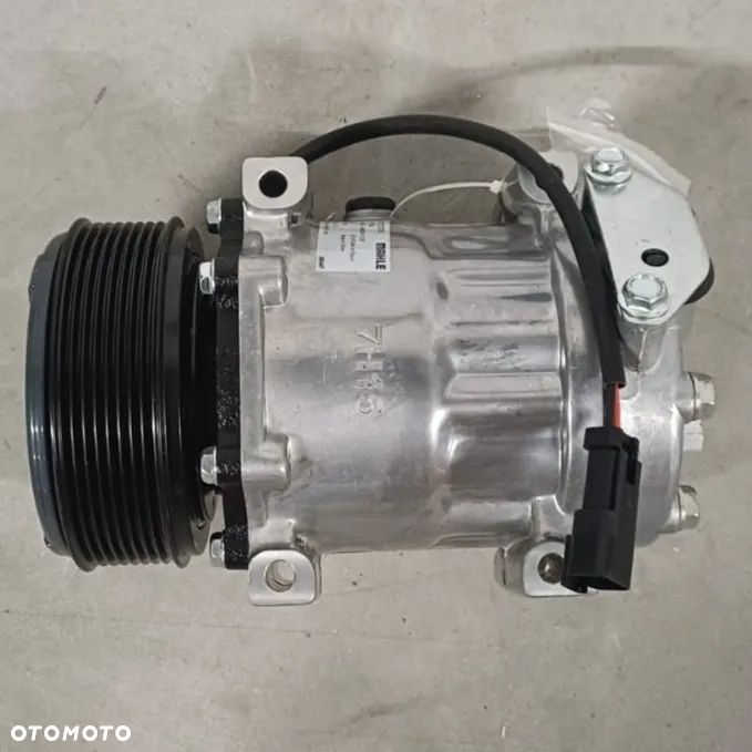 Sprężarka do Klimatyzacji  JCB 3CX 4CX 7232/42840 332/D2884 320/08562 - 3