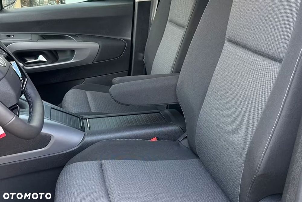 Toyota Proace City Verso - 8