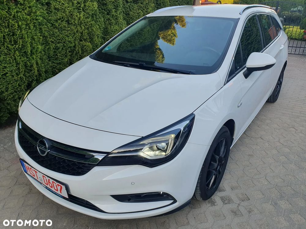 Opel Astra 1.6 D Automatik Start/Stop Innovation - 2