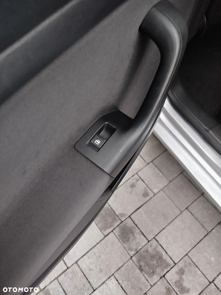 Volkswagen Golf Plus 1.4 Life - 17