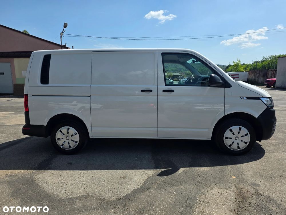 Volkswagen TRASPORTER 4X4 4MOTION T6.1 rok 2022 klima ele.fotele super stan! - 9