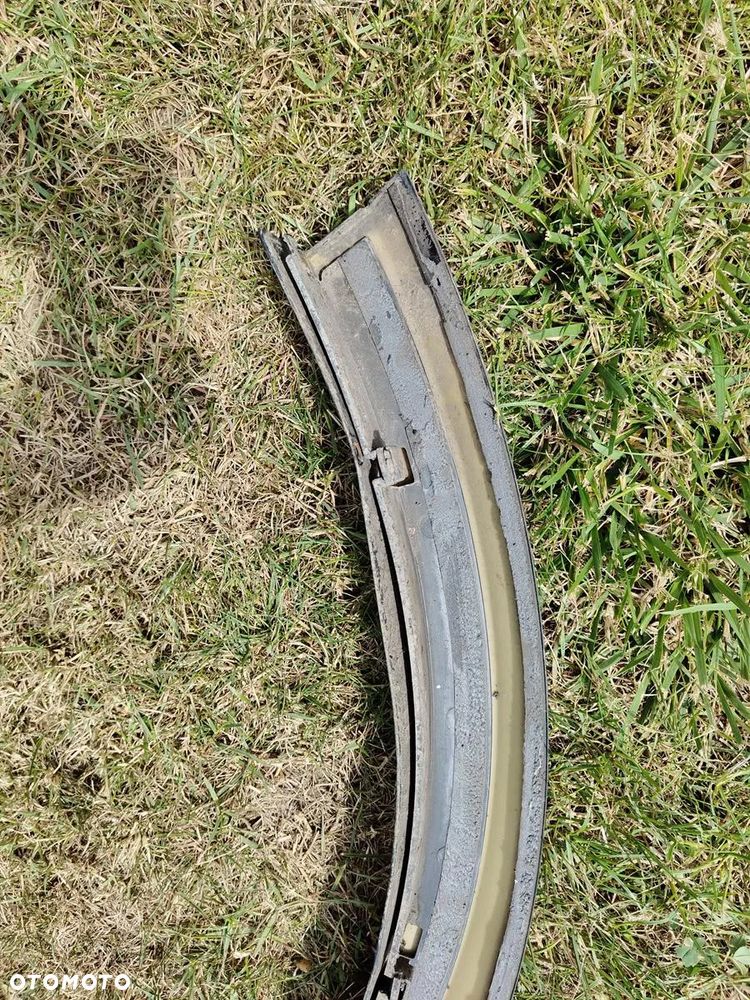 MERCEDES ML W164 AMG LISTWA Błotnika Tylnego Na Tylny Błotnik AMG 197 - 22