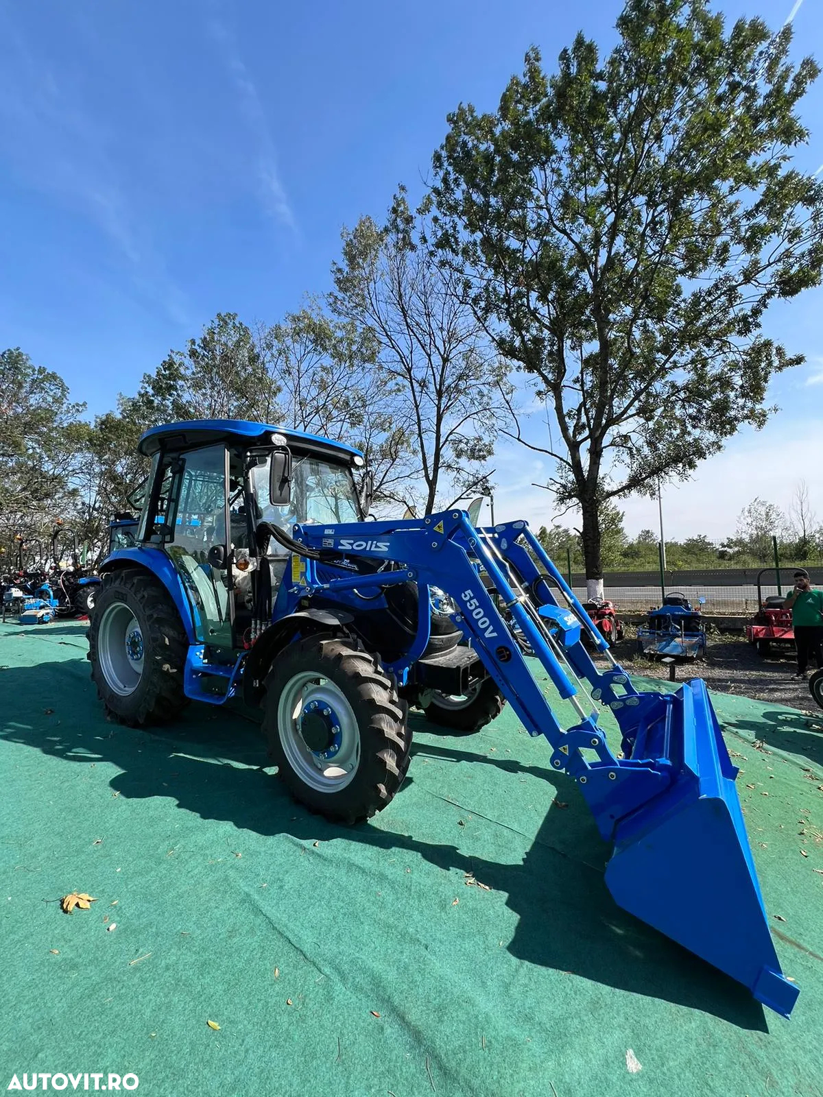 Solis Tractor nou cu cabina si incarcator, Model S60 - 4