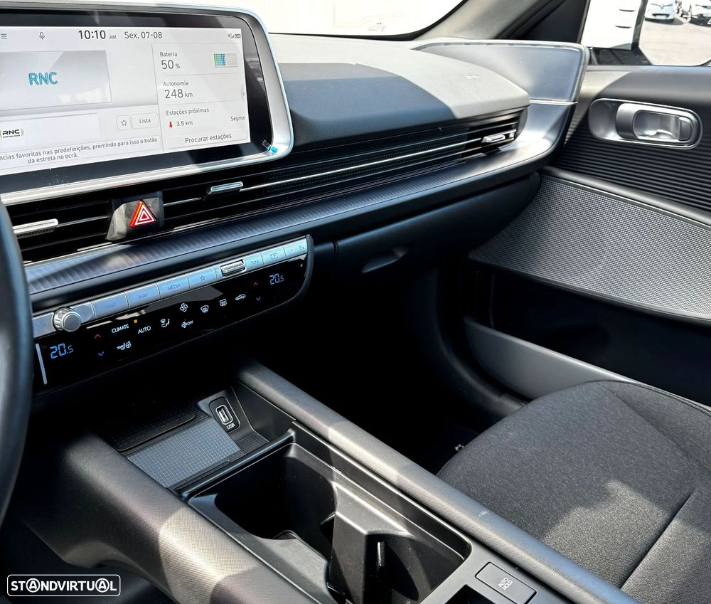 Hyundai Ioniq 6 - 12