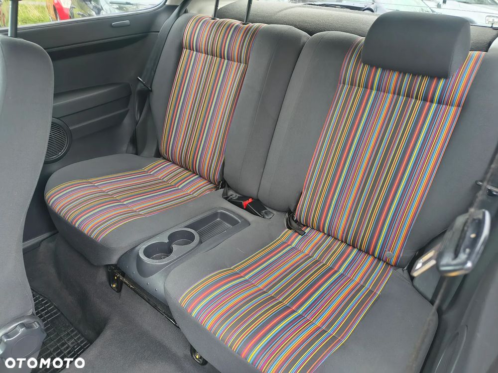 Volkswagen Fox 1.4 TDI Style - 16
