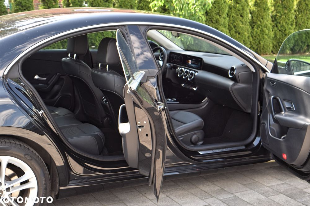 Mercedes-Benz CLA 200 mHEV AMG Line 7G-DCT - 13