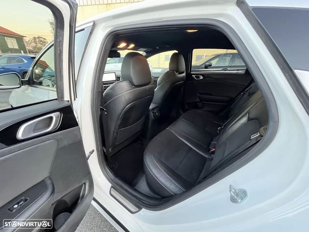 Kia ProCeed 1.0 T-GDI GT Line - 37