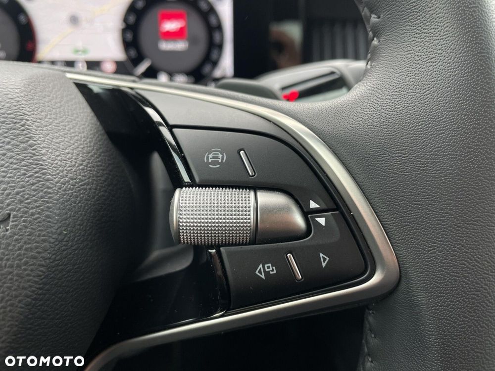 Skoda Superb 2.0 TSI 4x4 L&K DSG - 19