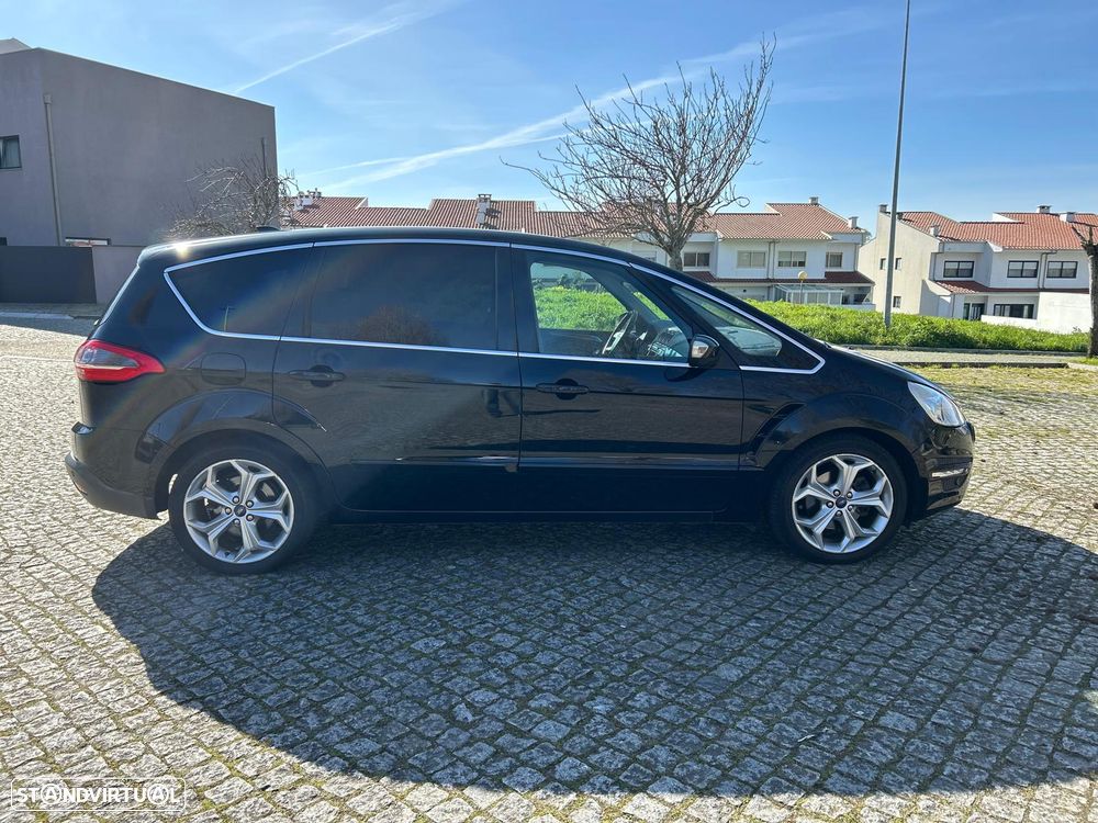 Ford S-Max 2.0 TDCi Titanium 7L 149g - 2