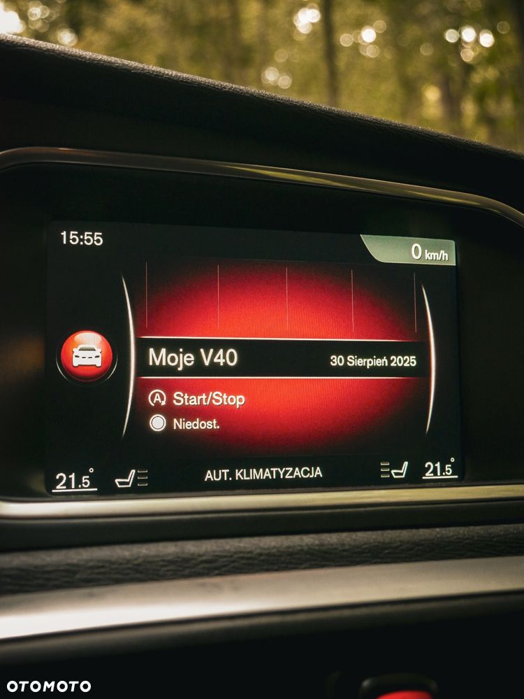 Volvo V40 D2 Momentum - 24