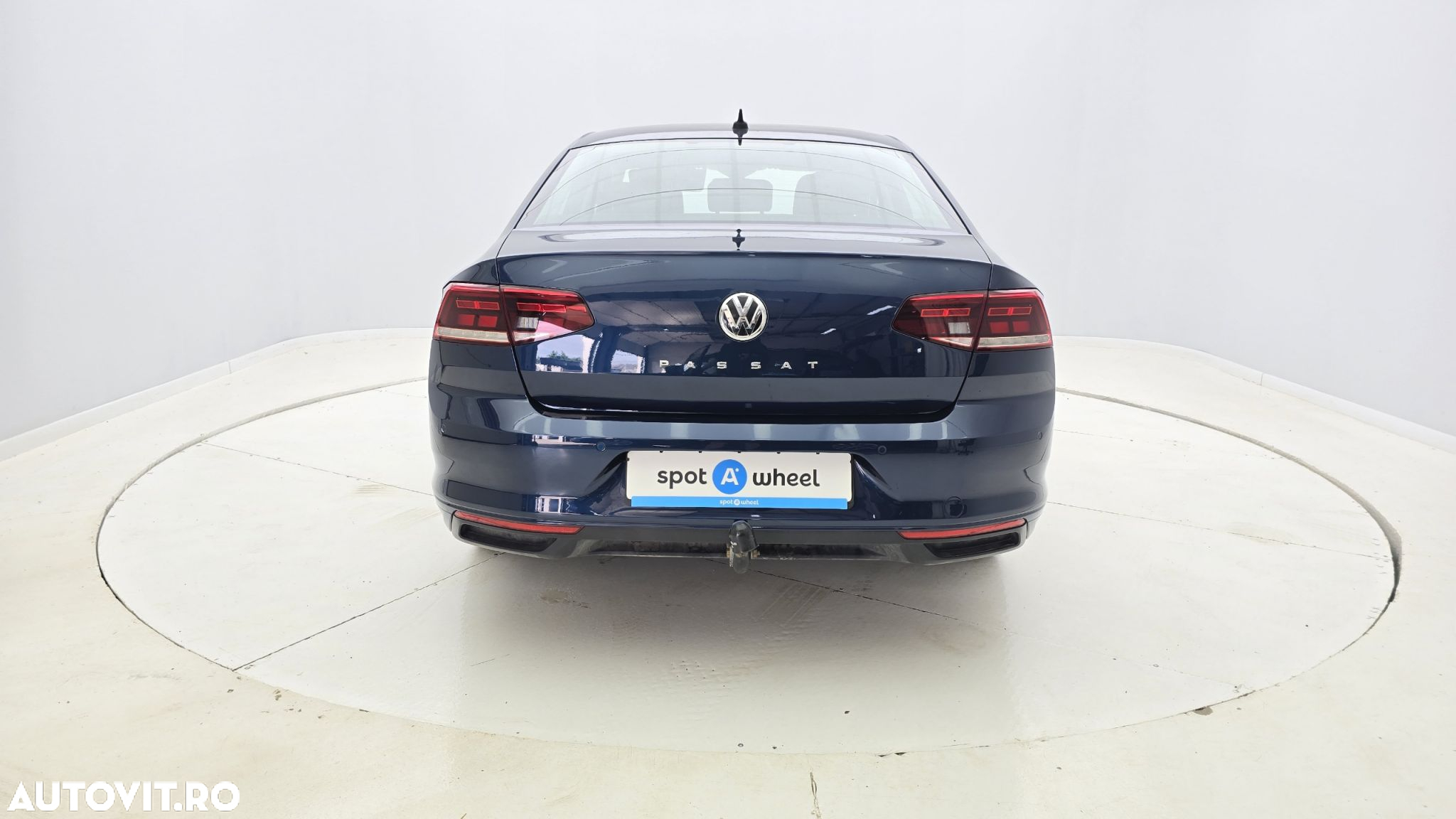 Volkswagen Passat 1.5 TSI ACT DSG Comfortline - 7