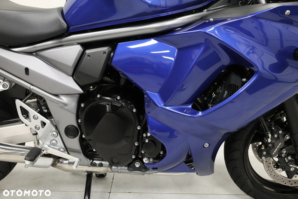 Suzuki GSX - 30