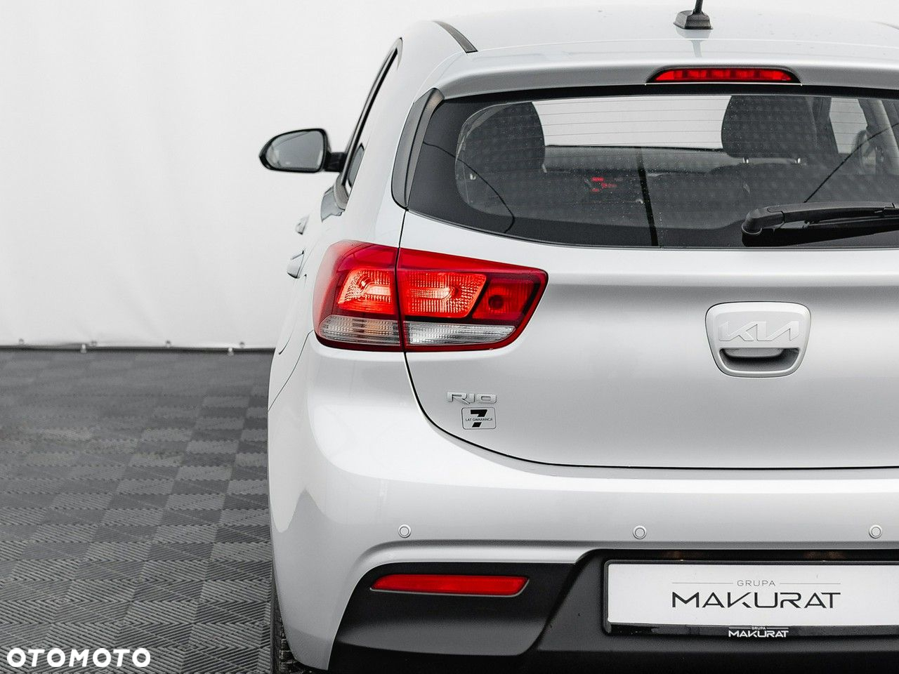 Kia Rio 1.2 M - 12