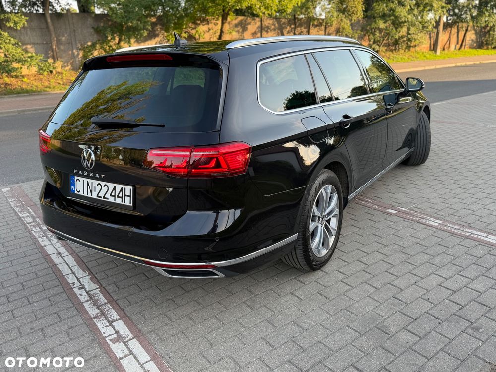 Volkswagen Passat - 35