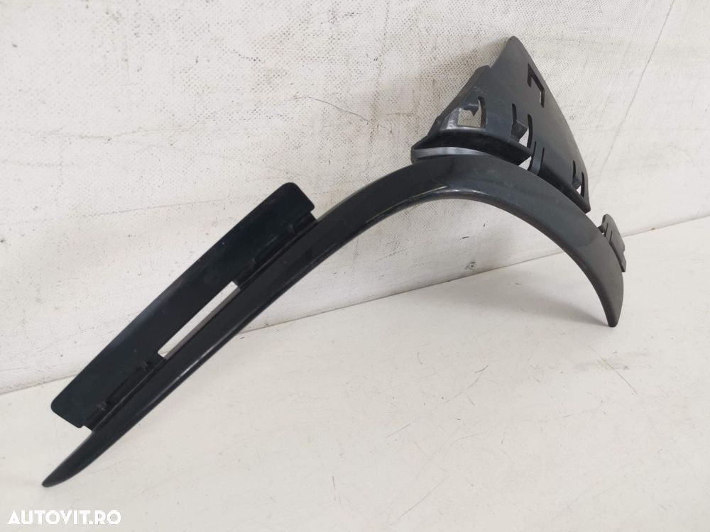 Ornament Grila Stanga Mercedes-Benz GLE-Class V167 2018 2019 2020 2021 - 3