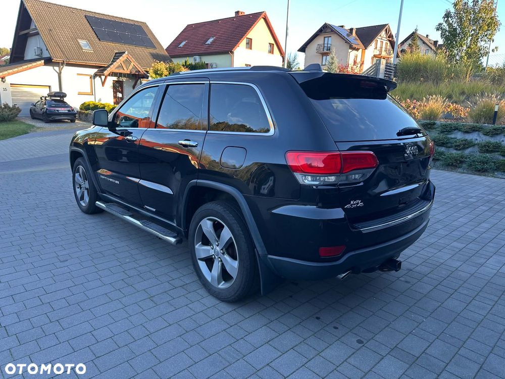 Jeep Grand Cherokee - 19