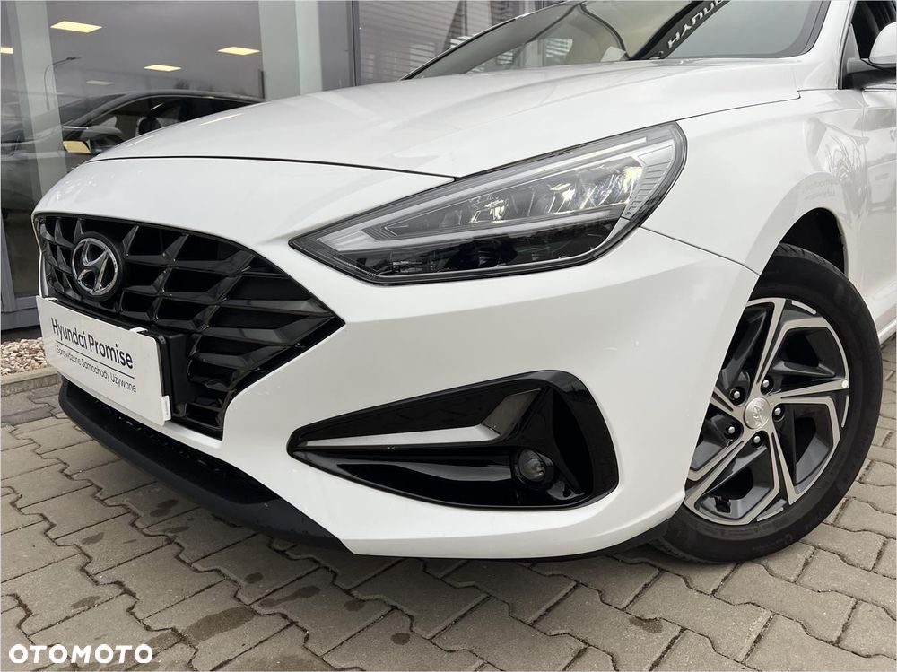 Hyundai i30 1.5 DPI Comfort - 9