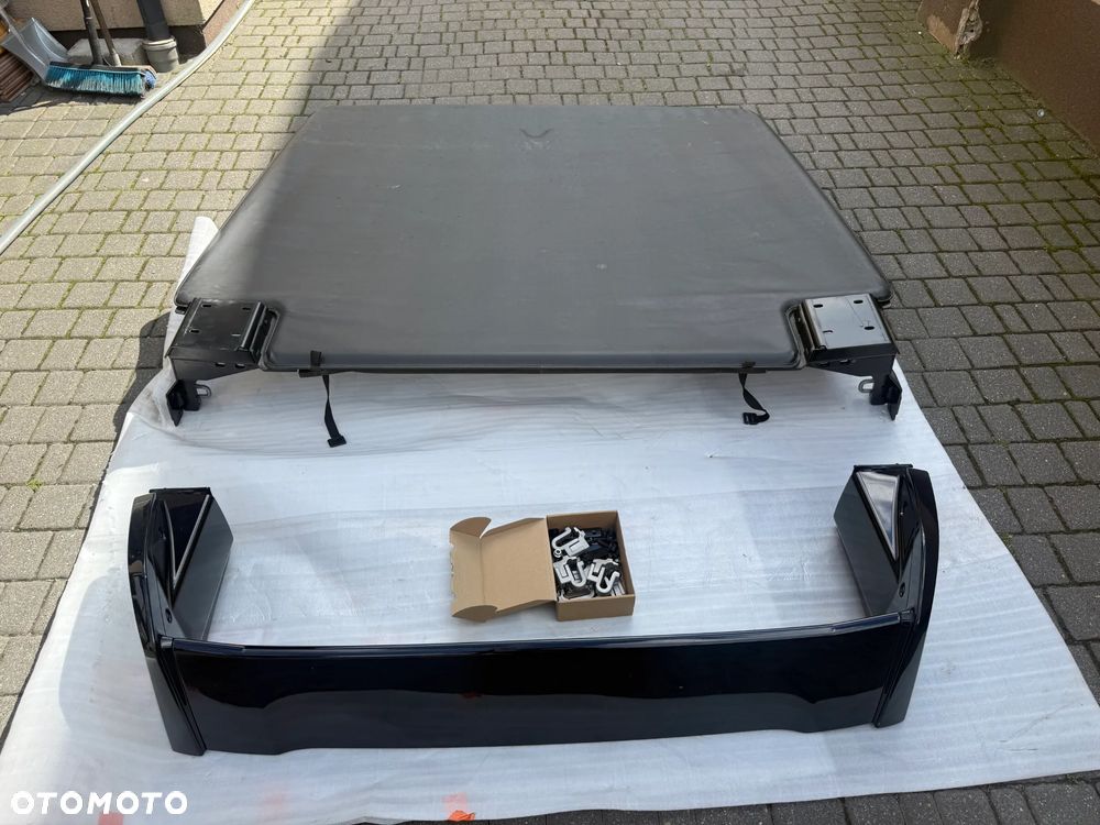 Toyota Hilux VIII Invicible zoslona paki roleta spoiler jak NOWE orginal Toyota ! ZESTAW - 3