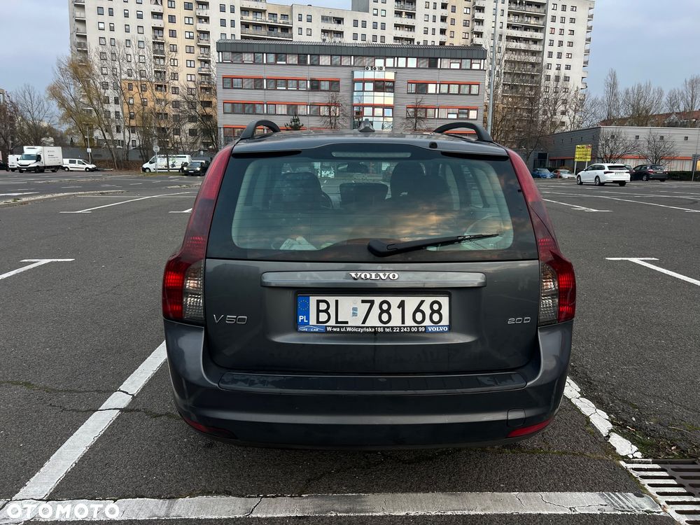 Volvo V50 2.0D Momentum - 3