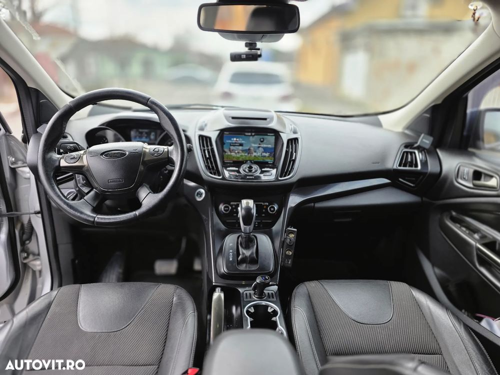 Ford Kuga 2.0 TDCi Powershift 4WD Titanium - 8