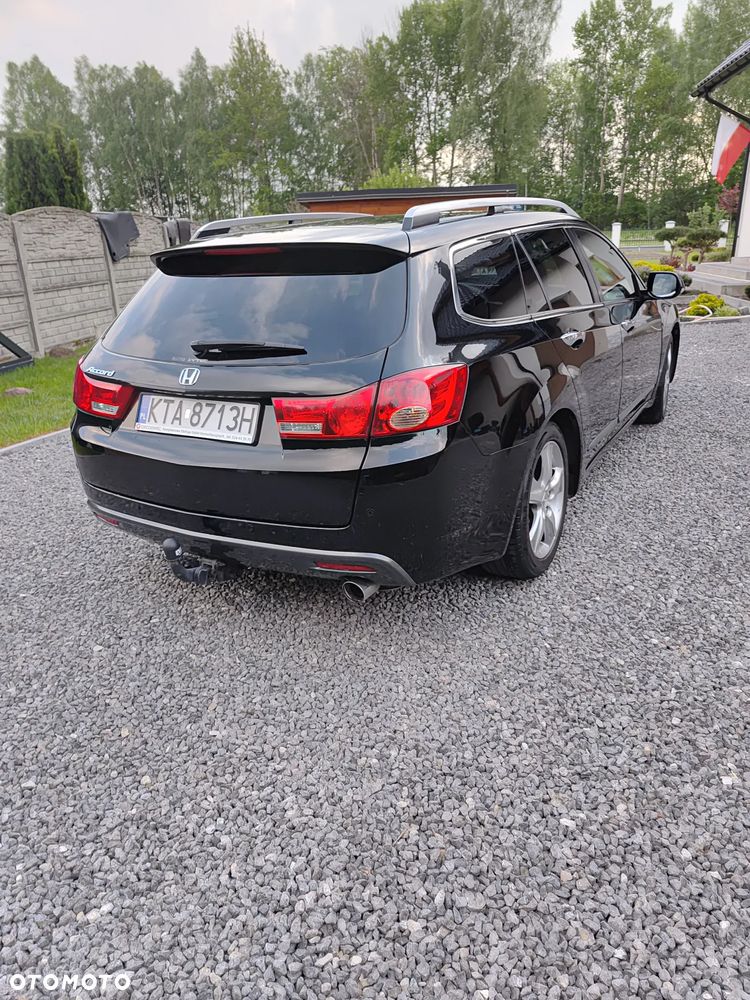 Honda Accord 2.0 Lifestyle - 11