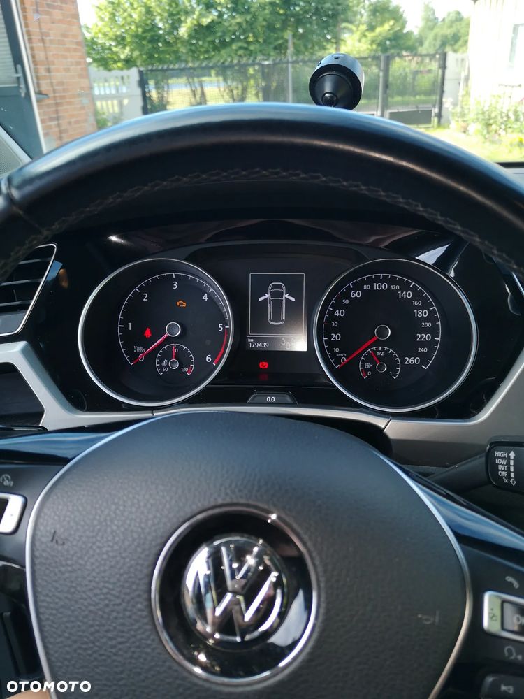 Volkswagen Touran 1.6 TDI BMT SCR Trendline - 5