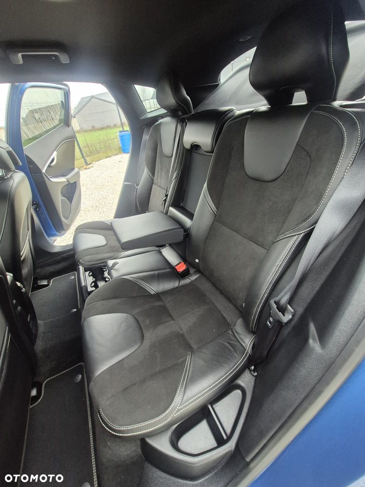 Volvo V40 T2 Geartronic RDesign - 23