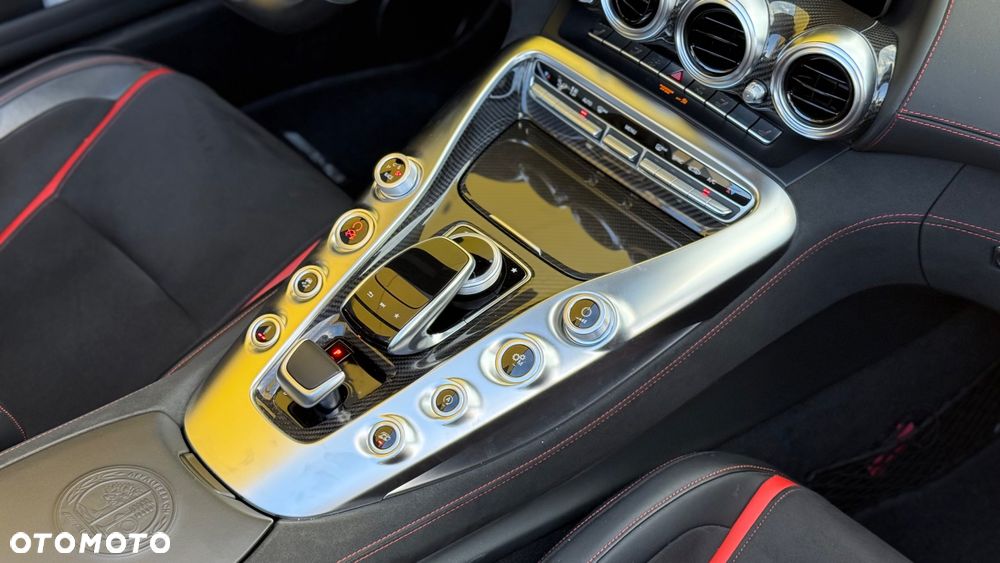 Mercedes-Benz AMG GT - 19