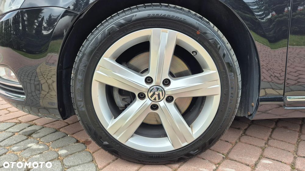 Volkswagen Passat - 17