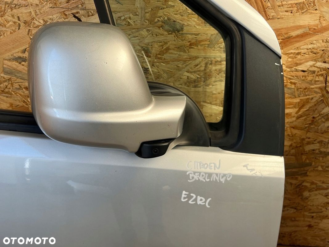 Drzwi PRZEDNIE PRAWE prawy przód CITROEN BERLINGO 2 II Lakier: EZRC - 8
