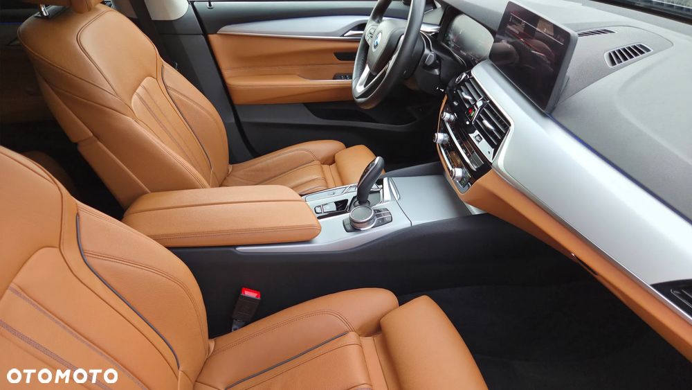 BMW 6GT 620d Sport Line - 16