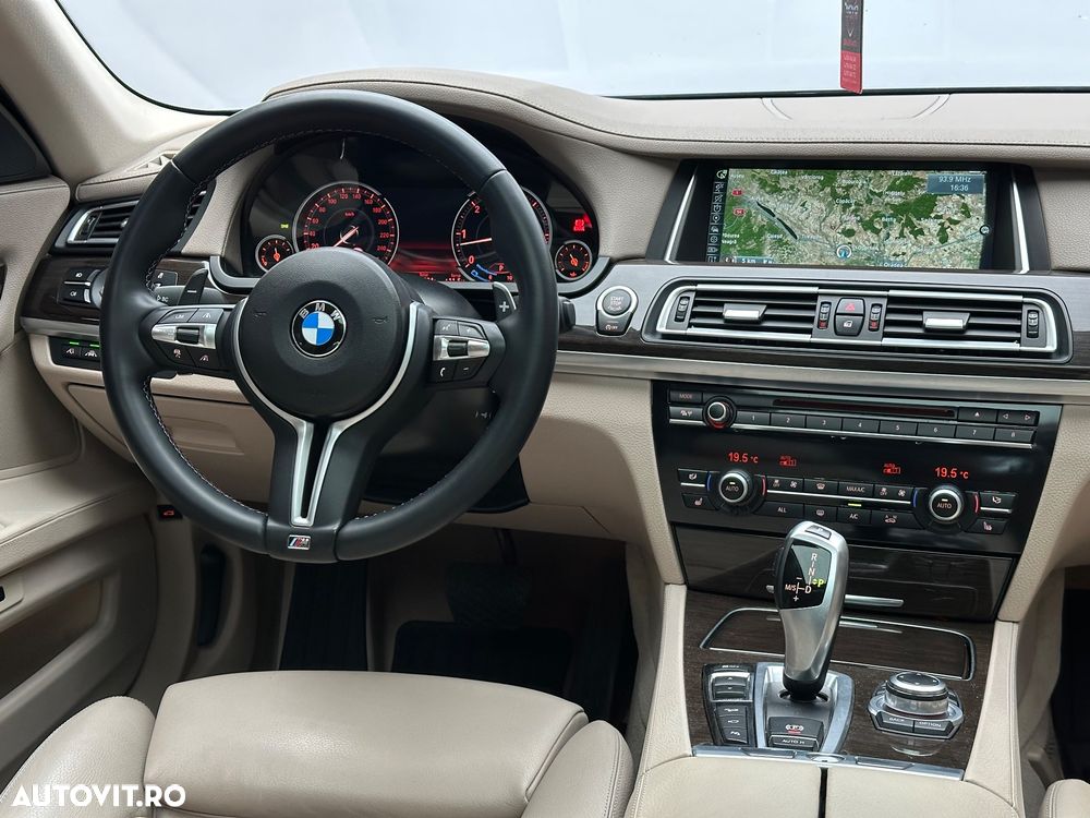 BMW Seria 7 740d xDrive - 8