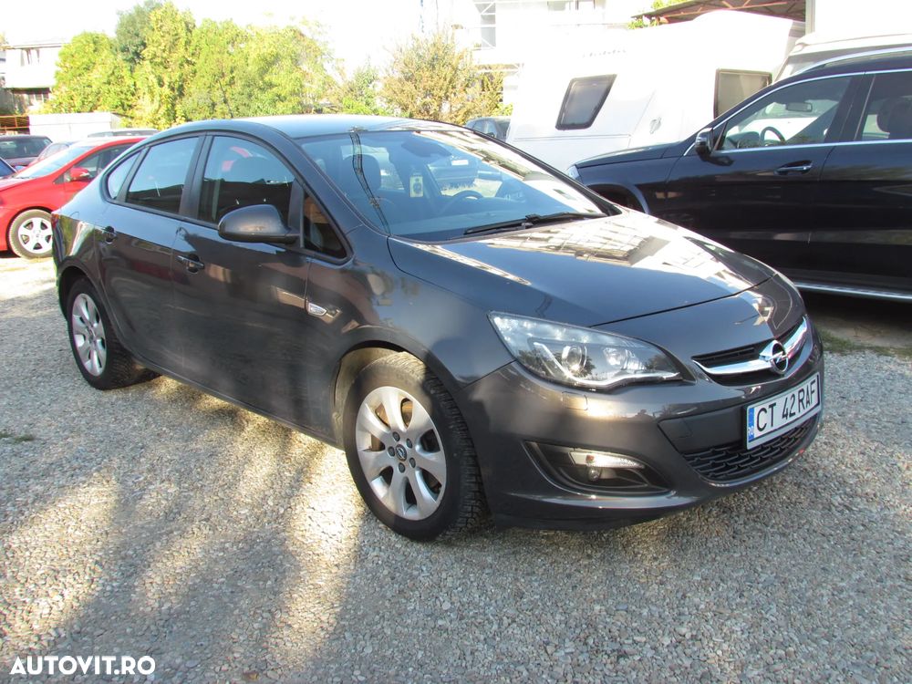 Opel Astra - 2