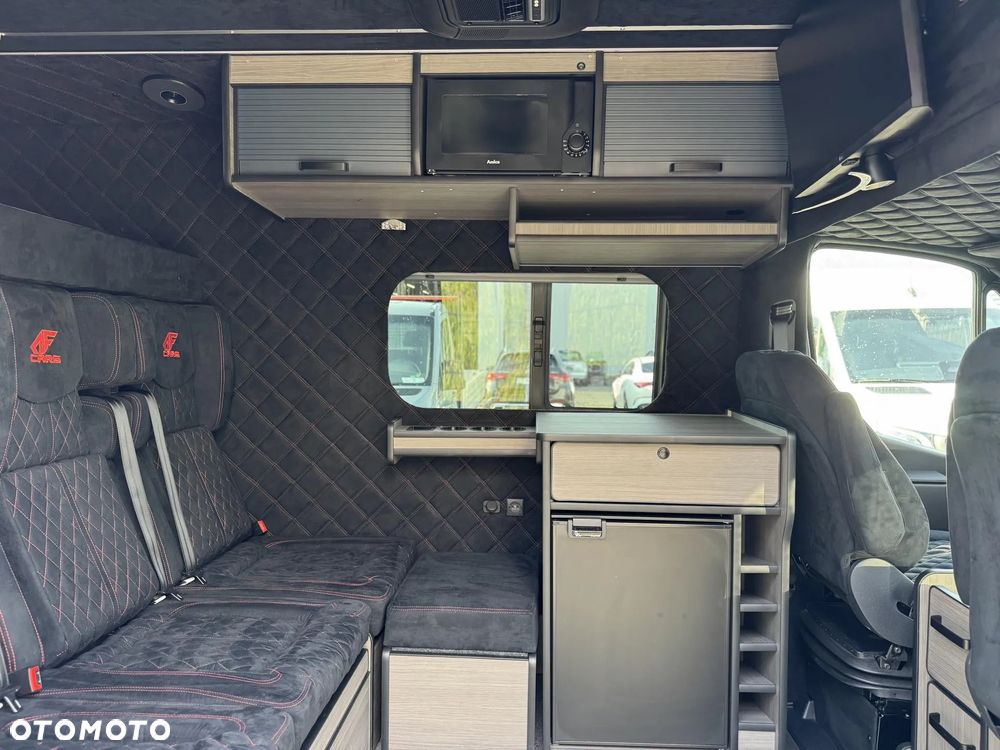 Mercedes-Benz Sprinter - 19