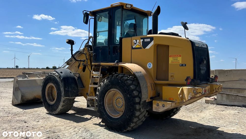Caterpillar 2011r ładowarka CAT 930H - 1