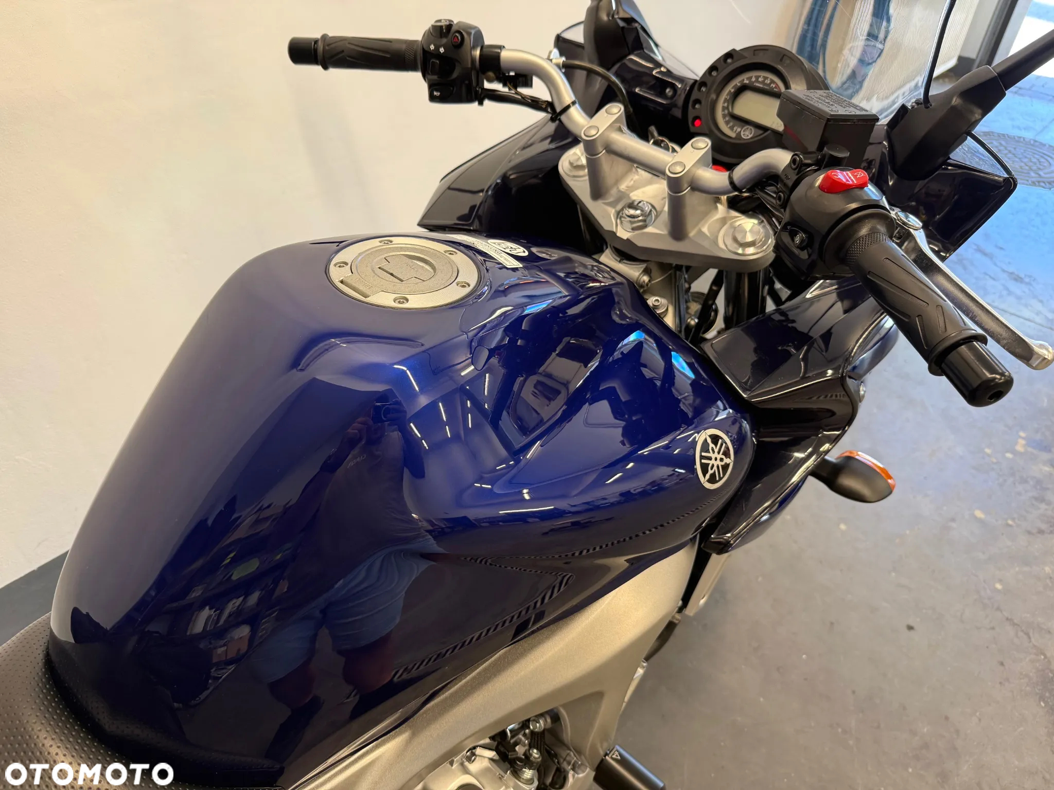 Yamaha FZ6 - 24