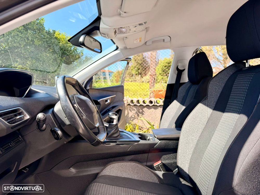 Peugeot 3008 1.2 PureTech Active - 22